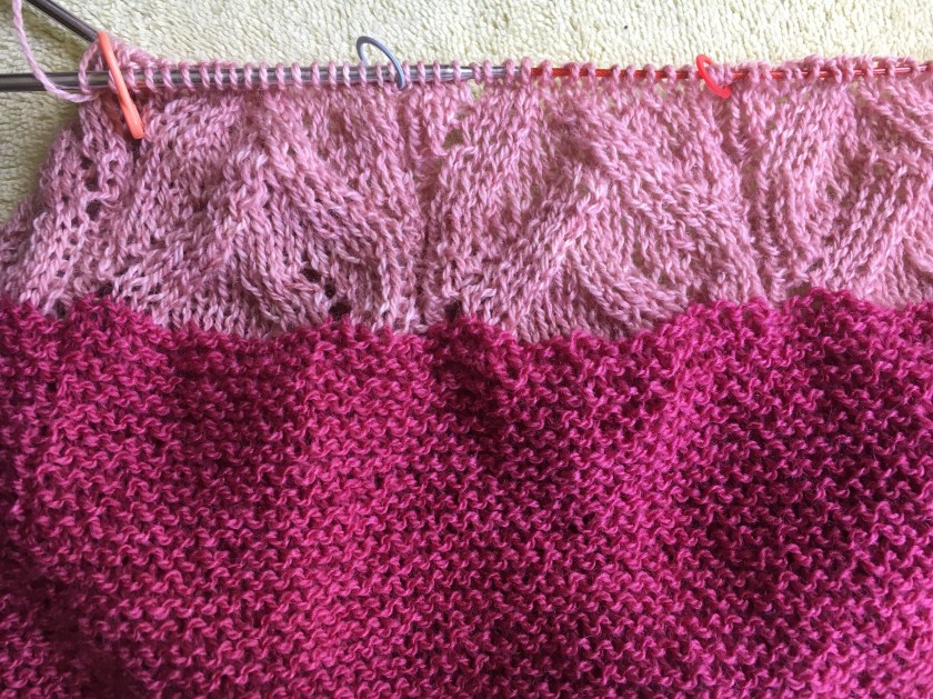 pink cowl knitting