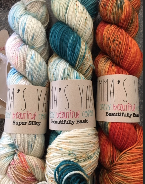 Silky and basic yarn in skeins