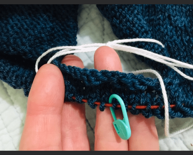 Ridge of extra cast on stitches