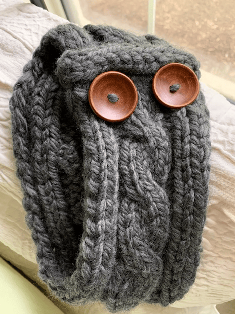 Buttons cable knit headband