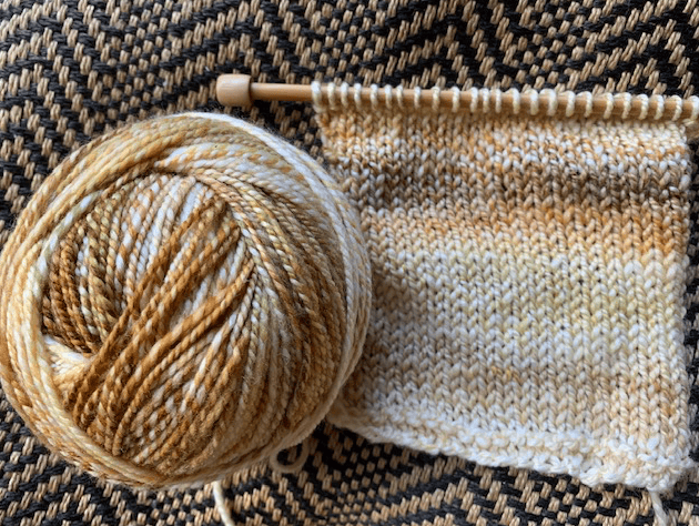 Handspun swatch in tan variegated