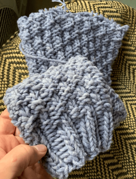 Finished sleeve knitting for Oxbox