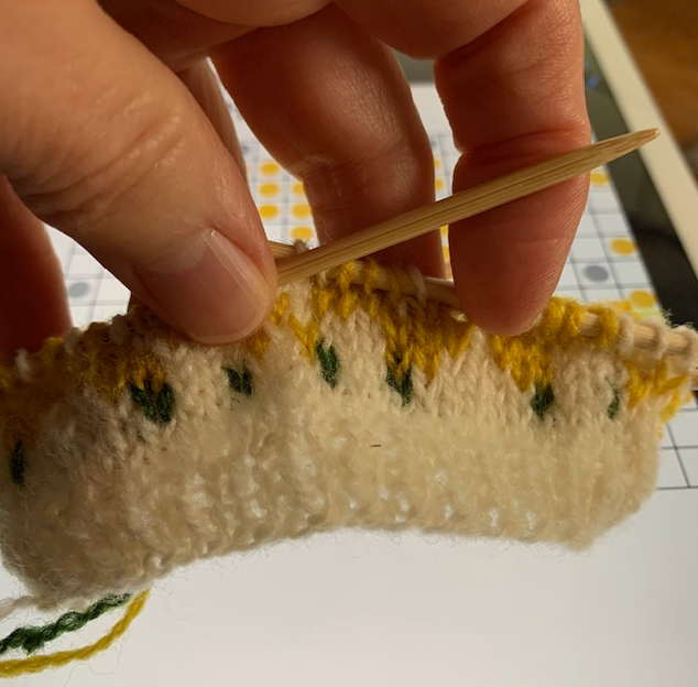 Casting on a mitten cuff