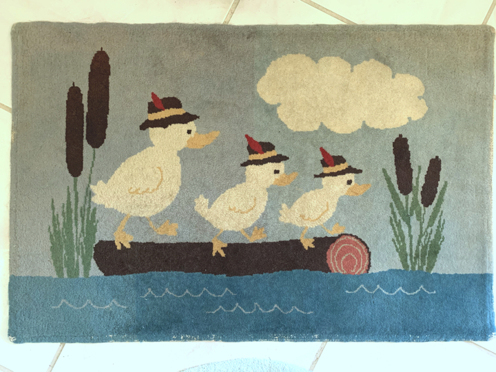 Three ducks vintage, hand-made hooked rug