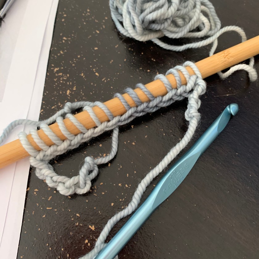 Provisional cast on with crochet hook