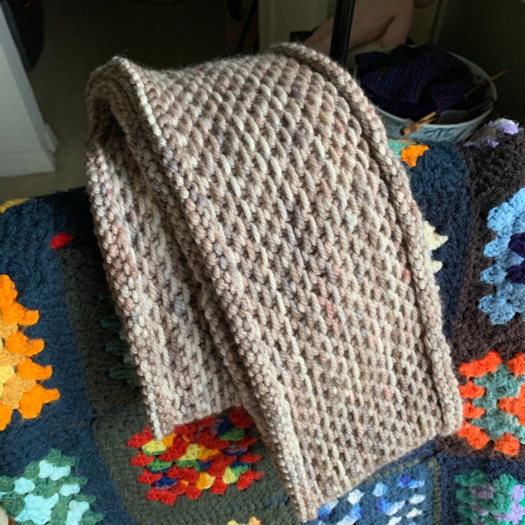 Honey Cowl knitting in bulky K2 yarn from Miss Babs