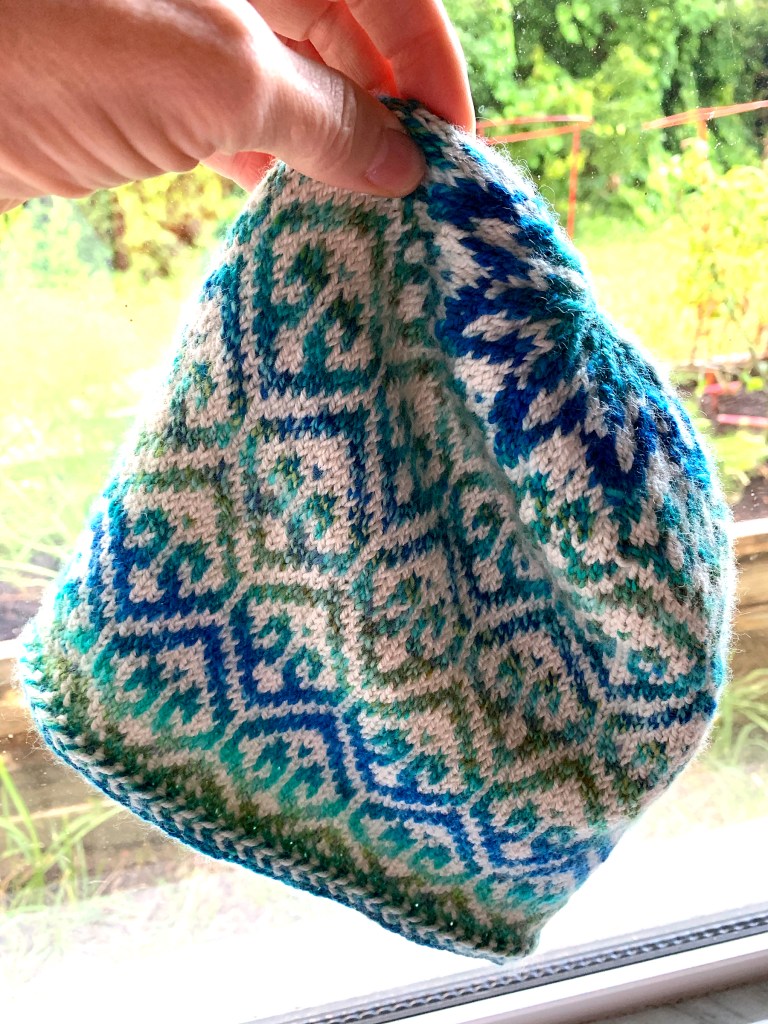 Turkish patterned cap stranded knitting