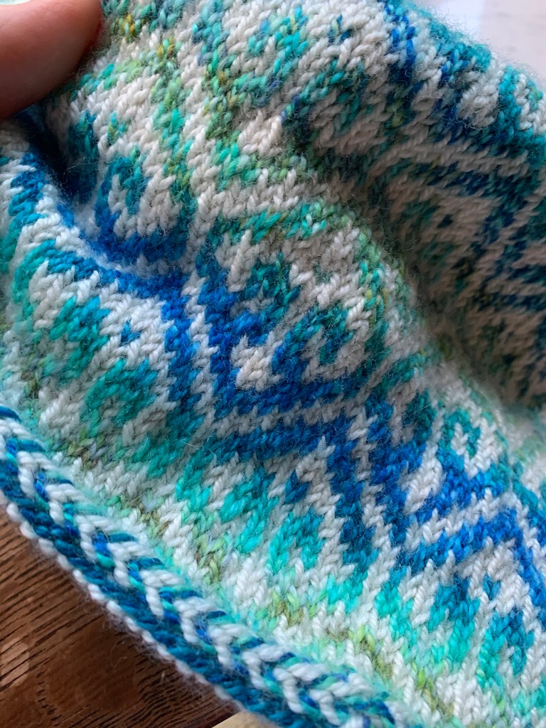 Turkish patterned cap knitting design