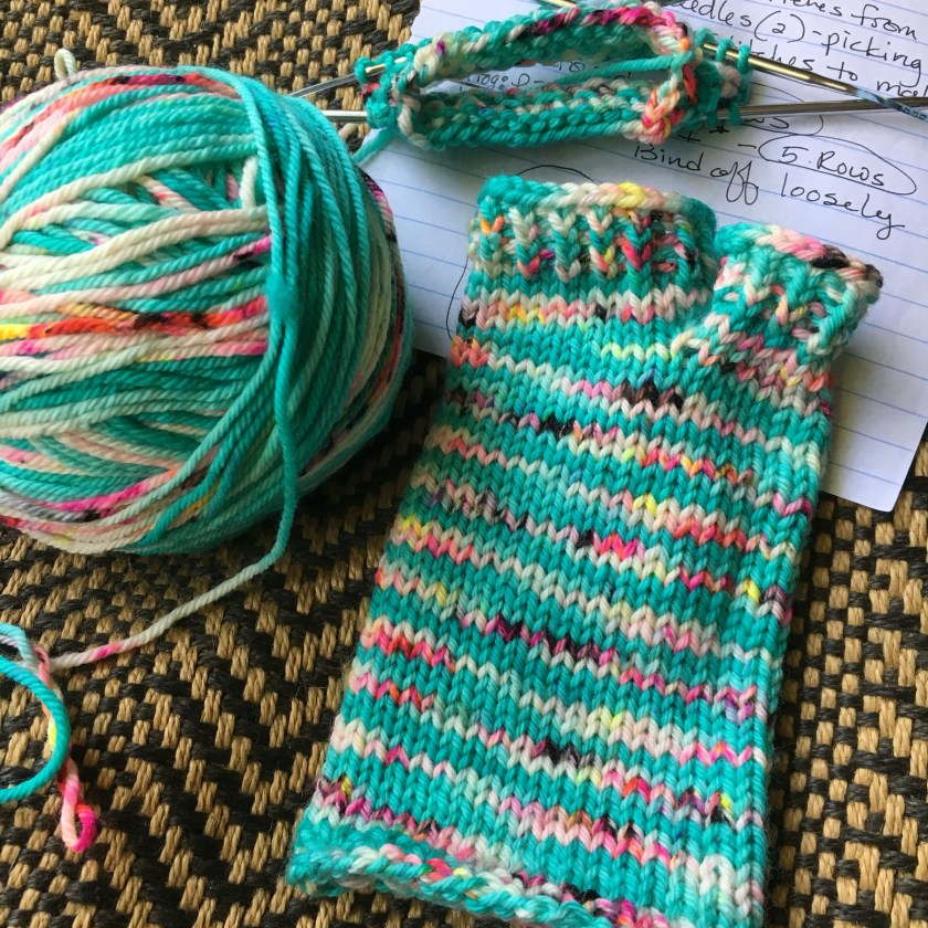 Knitting flip flop socks