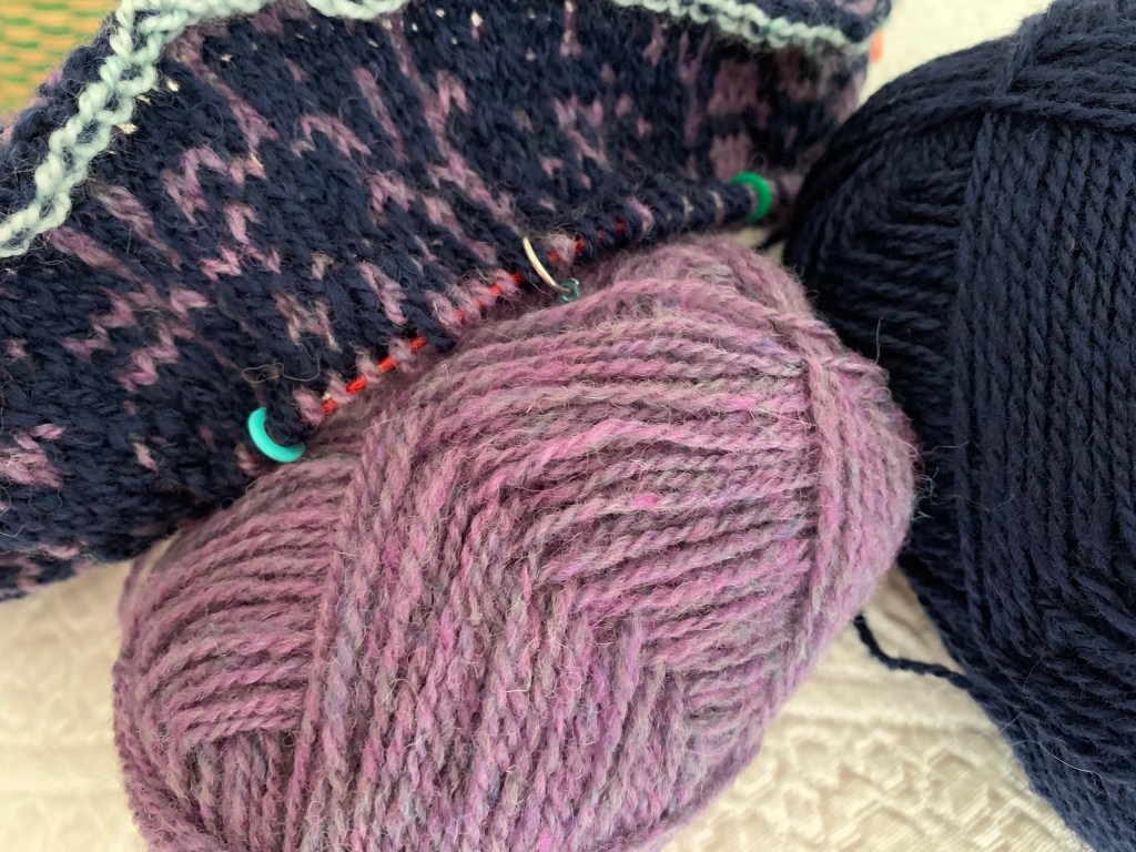 Jamieson & Smith purple yarn and Rauma navy blue