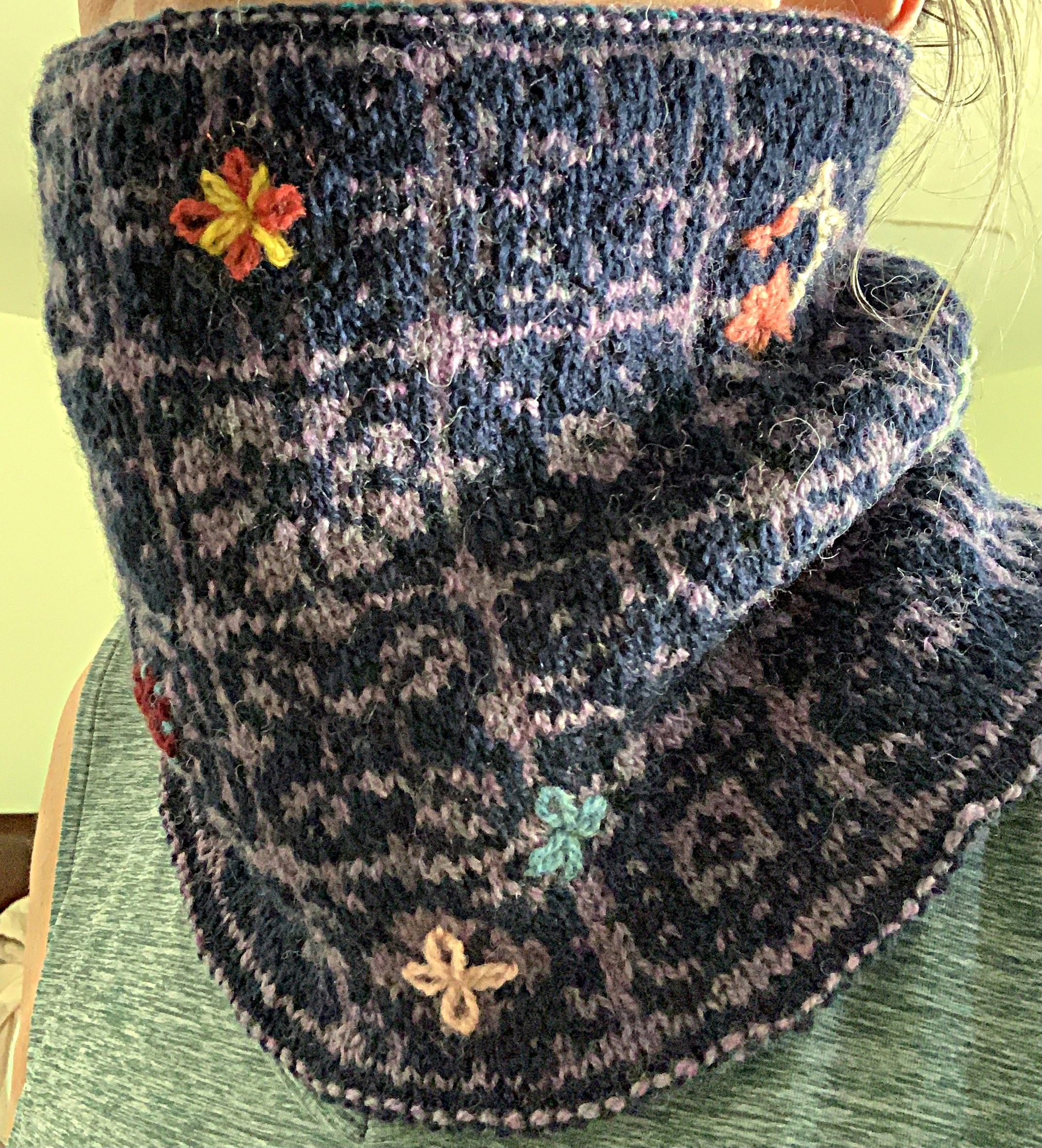 Keramos cowl colorwork pattern lined embroidery