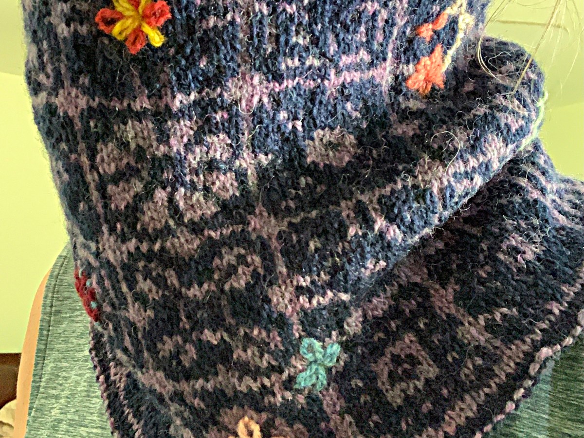 Keep it Comfy, Knit the Keramos Lined Wool&nbsp;Cowl