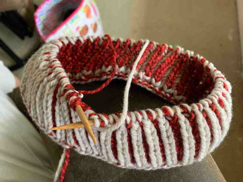 Brioche hat knitting two color