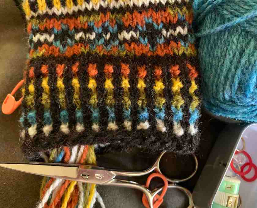 Stellar Parallax mitts pattern