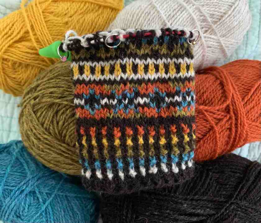 Stellar Parallax mitts pattern