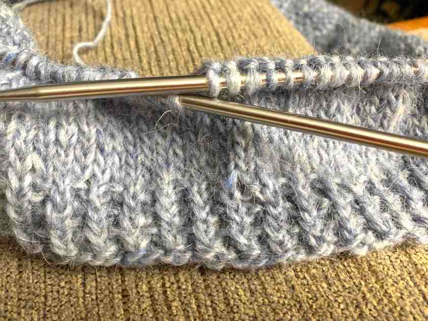 Light twisted rib body of sweater pattern