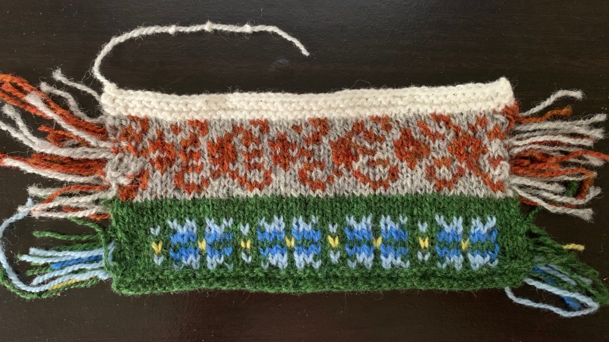 swatching in the round colorwork