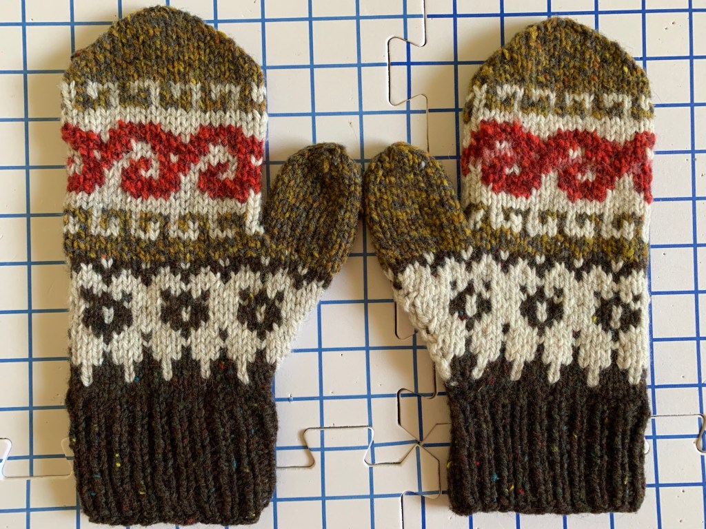 Krokur mittens pattern