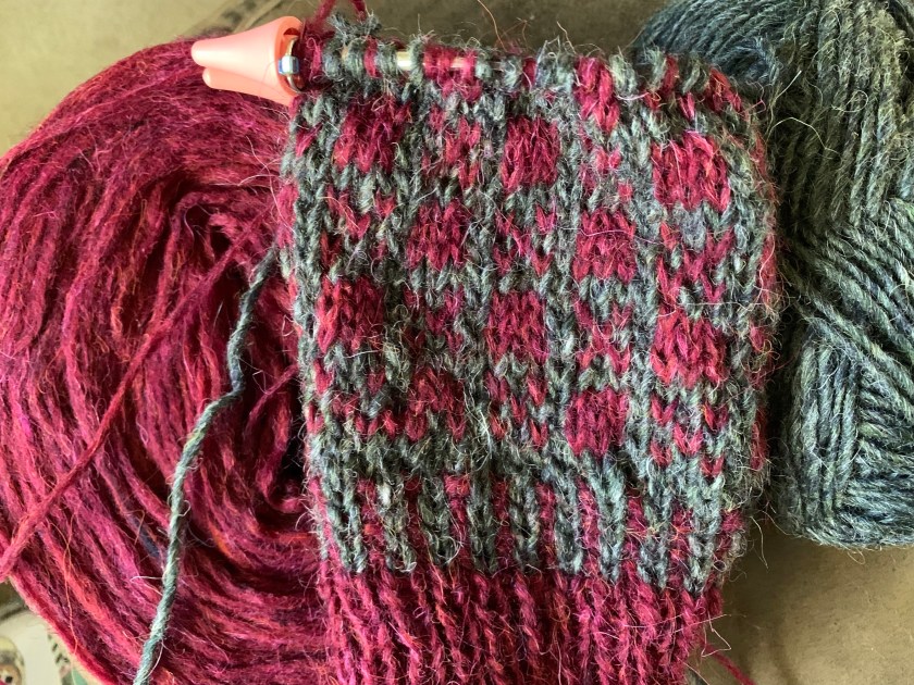 colorwork plotulopi and lettlopi yarn colorwork