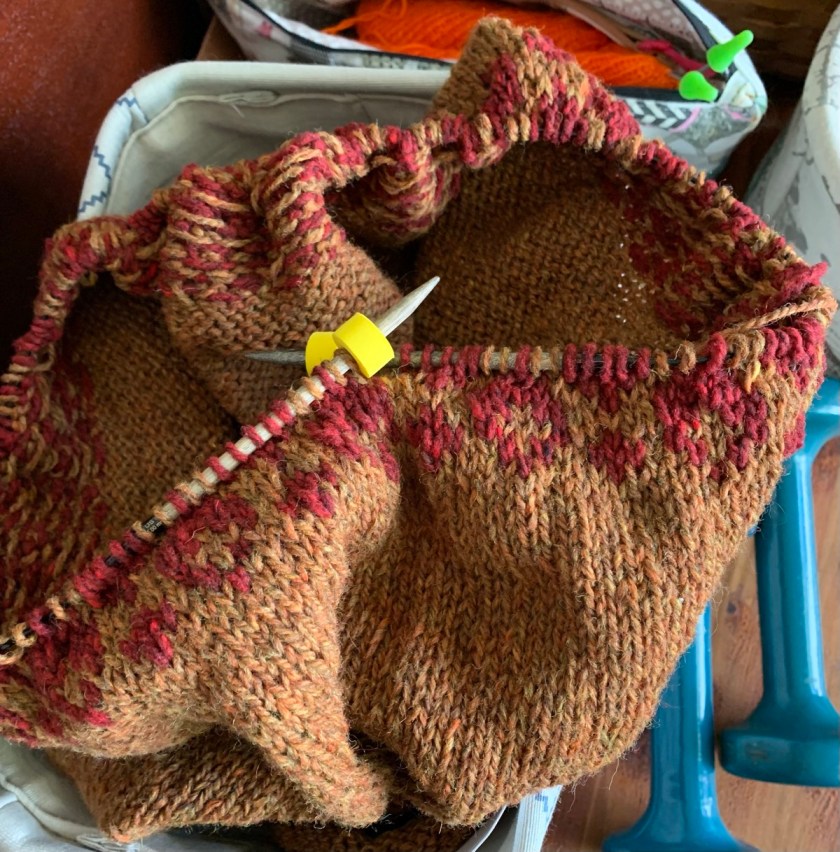 stranded knitting with red yarn