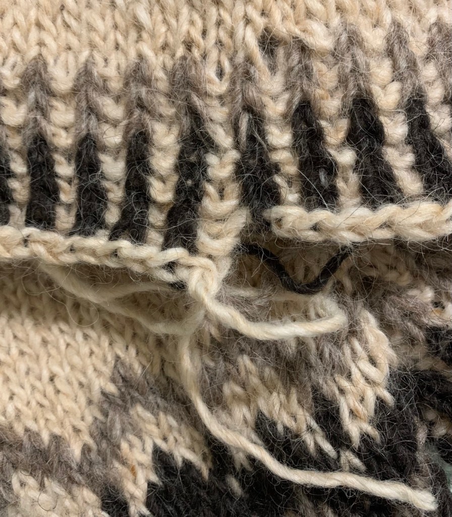 Ripping out corrugate rib