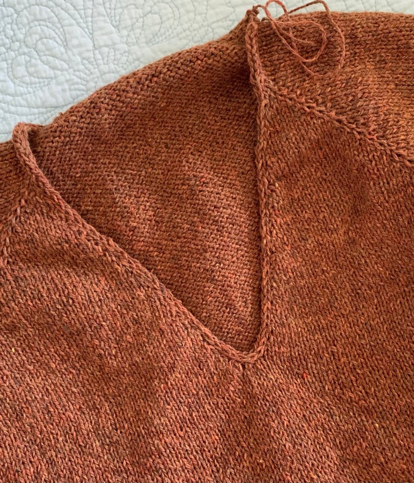 v-neck of Cumulus sweater