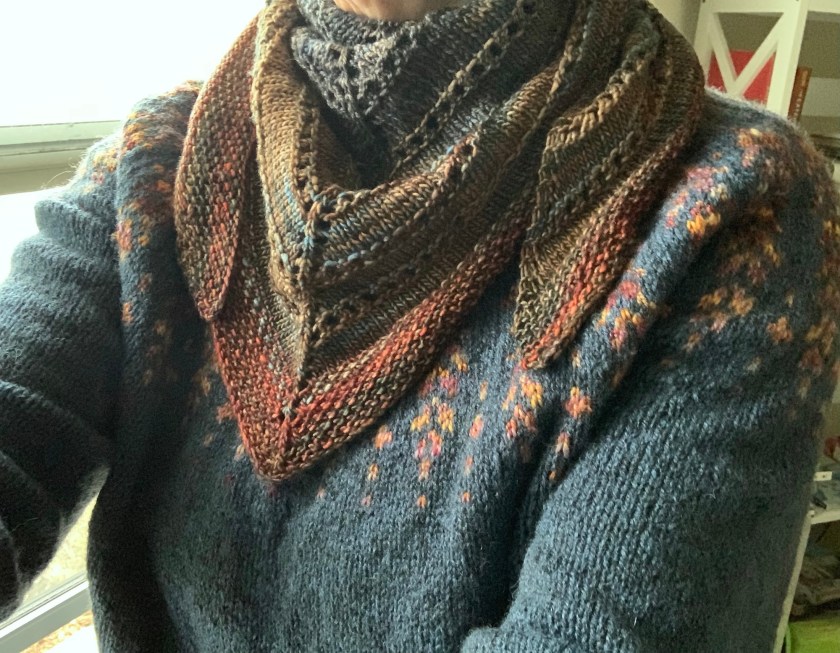 Shade-loving shawl