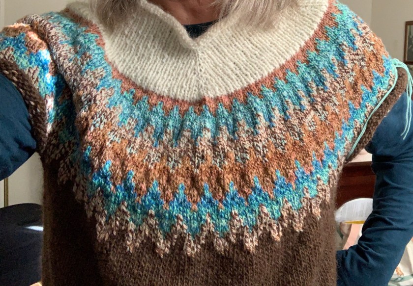 Easy V sweater knitting