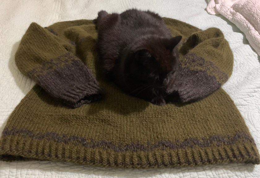 Joker sweater knitting