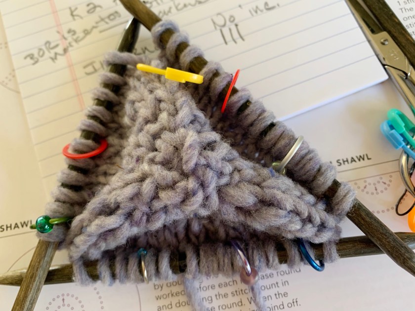 knitting a round blanket