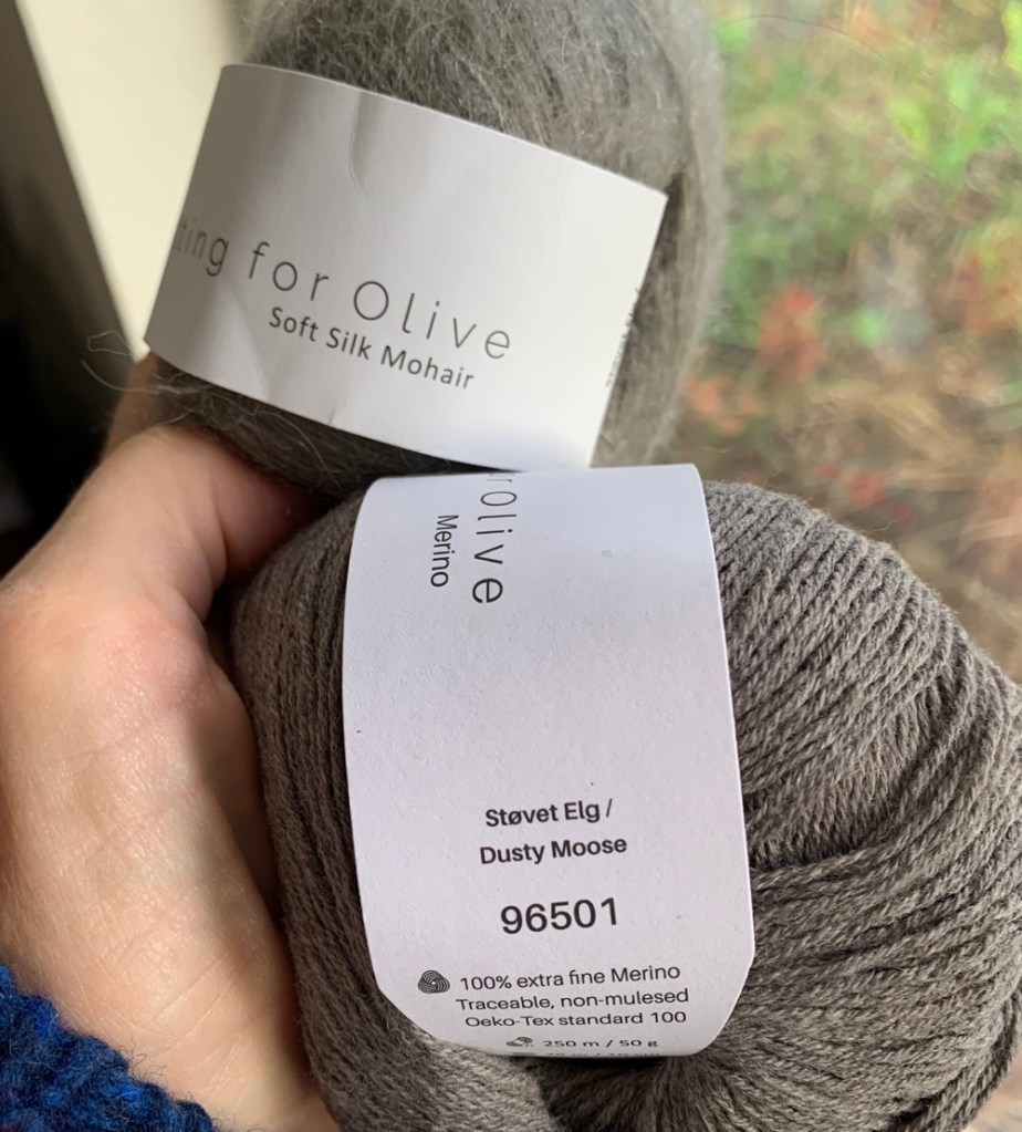 Dusty Moose yarn color