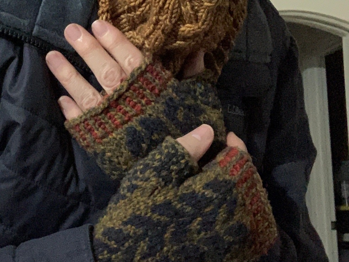 Knitting Review of The Oulu Mitts Colorwork&nbsp;Pattern