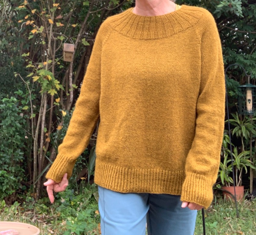 Calliope sweater in gold color