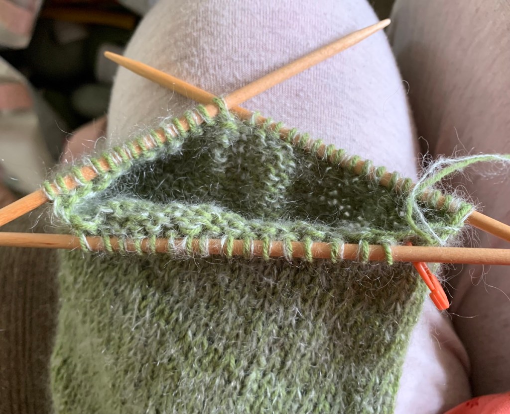 knitting with double pointed needles