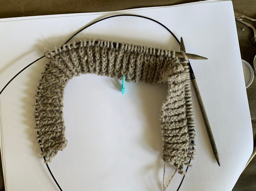 Knitting circular needles ribbing in wool